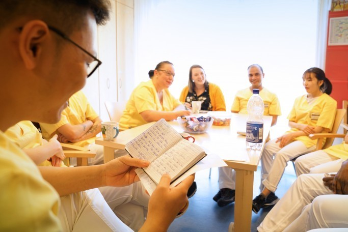 Ausbildung (m/w/d) Pflegefachfrau/-mann, 2. Bild